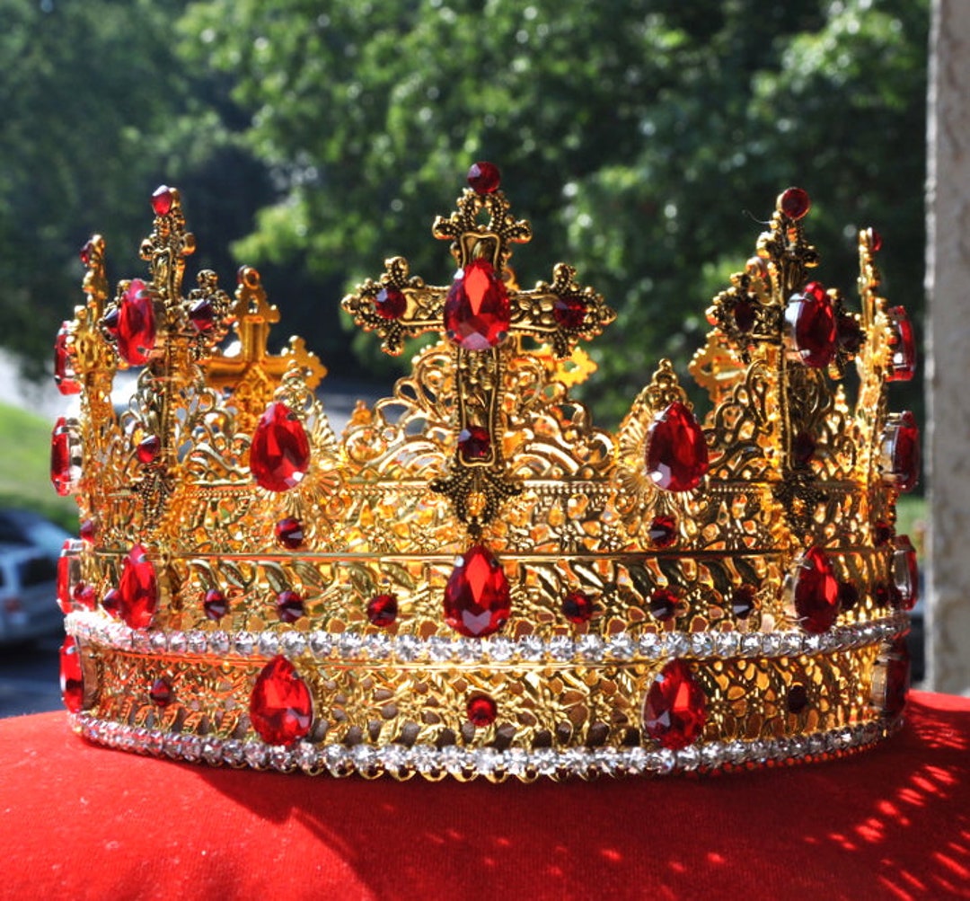 Gold Crown Images: Stunning Pics & Where to Find Them