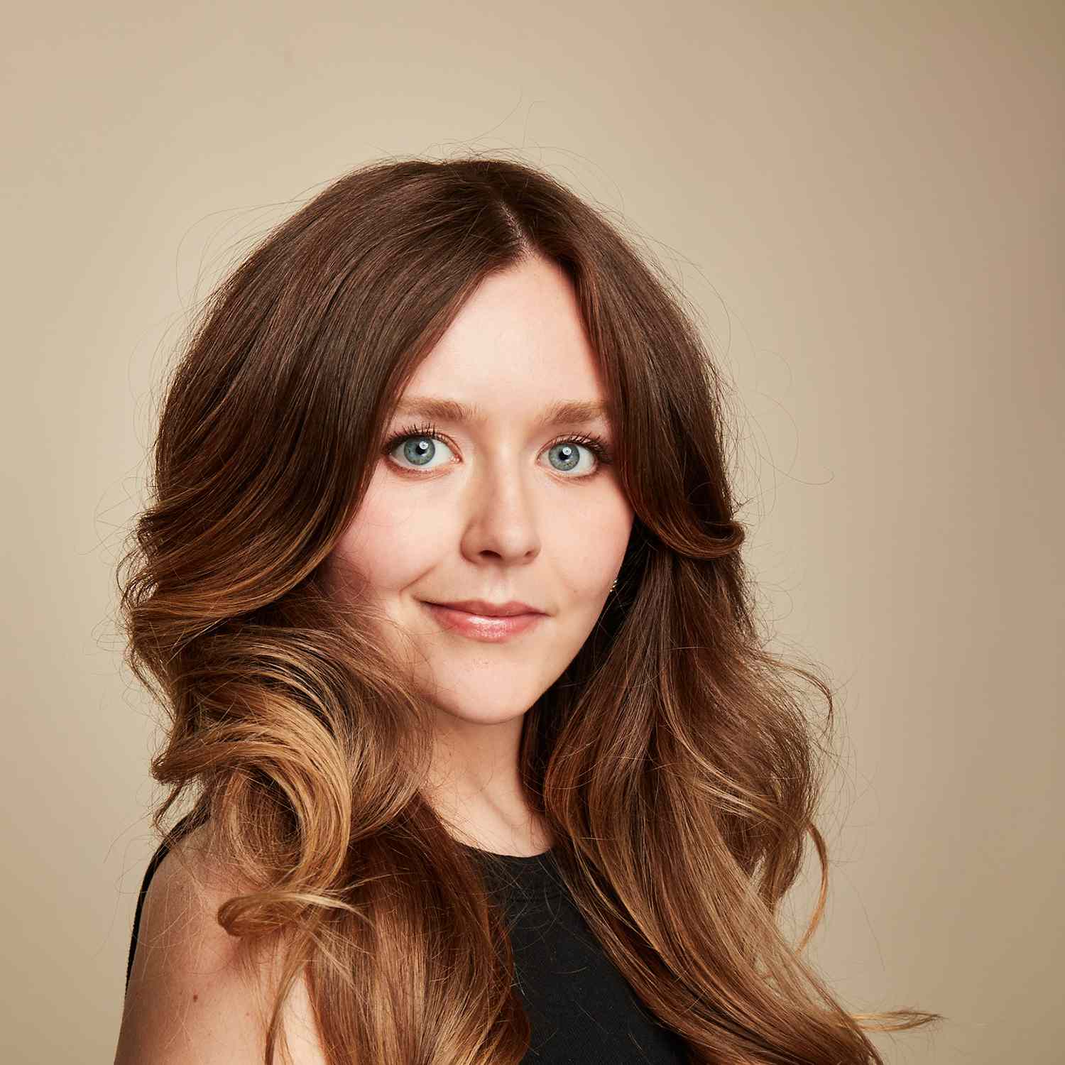 Farrah Fawcett Hair Tutorial (Achieve The Look Today)
