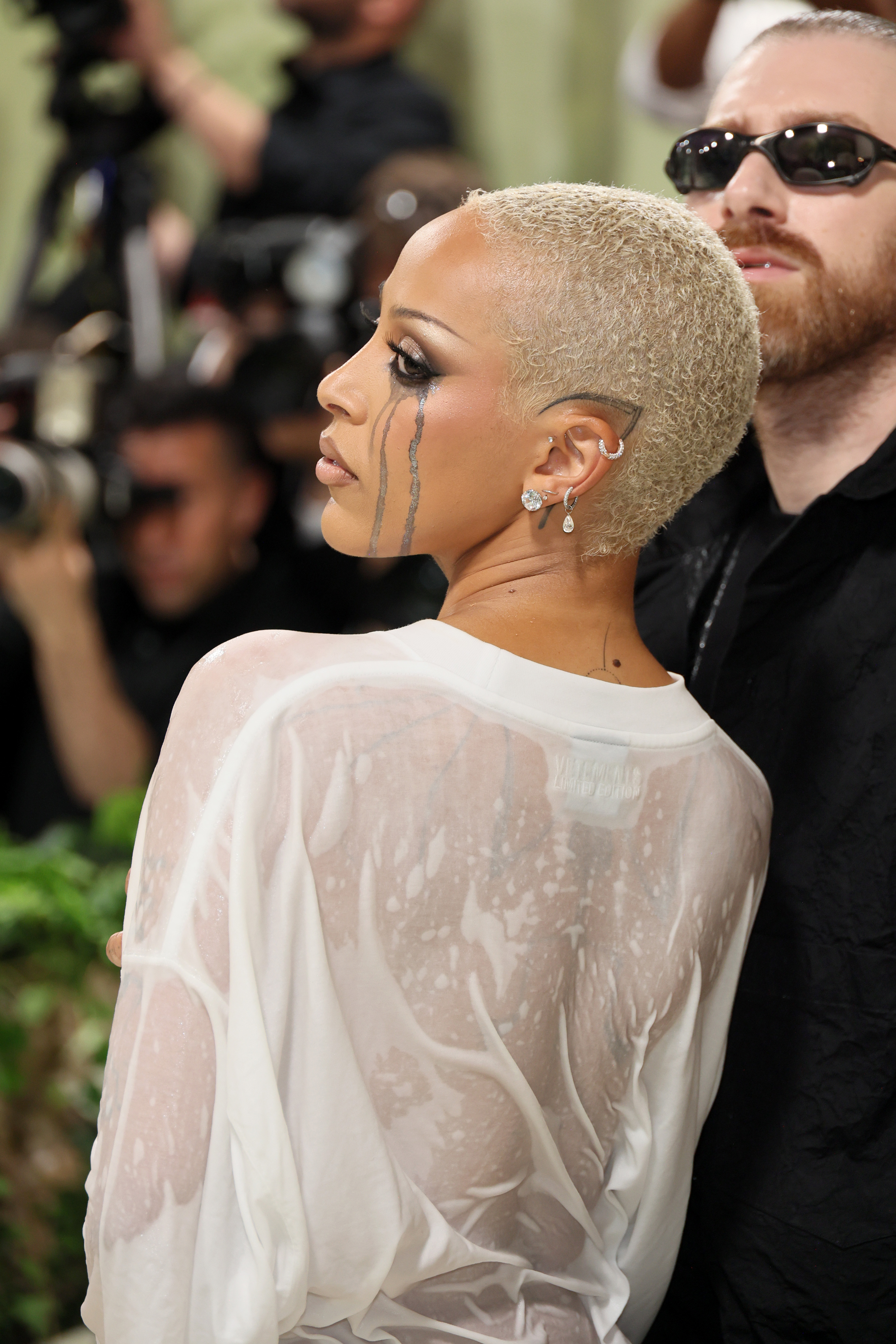 Doja Cat 2024 Met Gala: Her Wet T-Shirt Cat Look and All the Reactions.