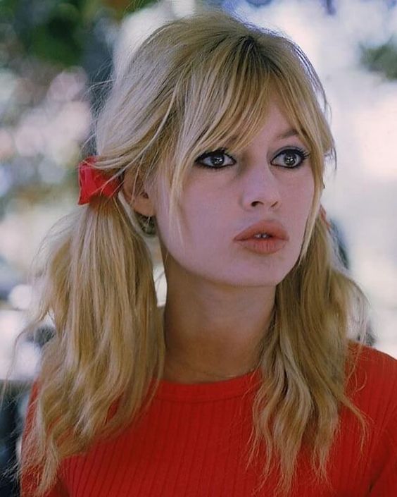 Brigitte Bardot Bangs: Are They Right for You? (Find Your Perfect Style)