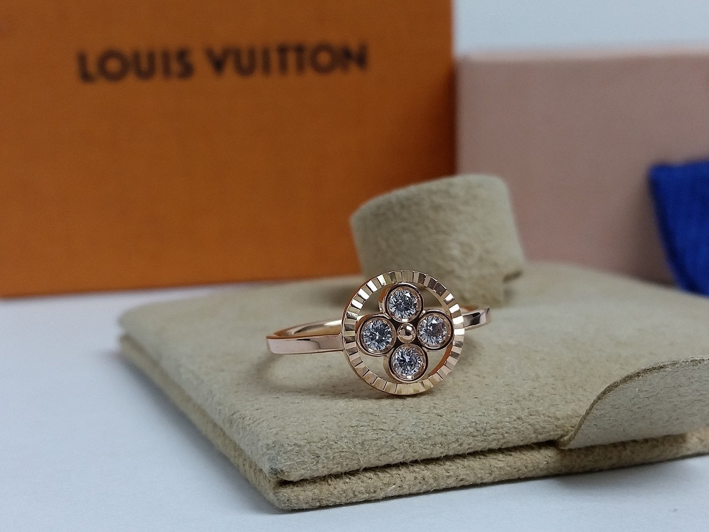louis vuitton blossom ring price (Check designs and shop)