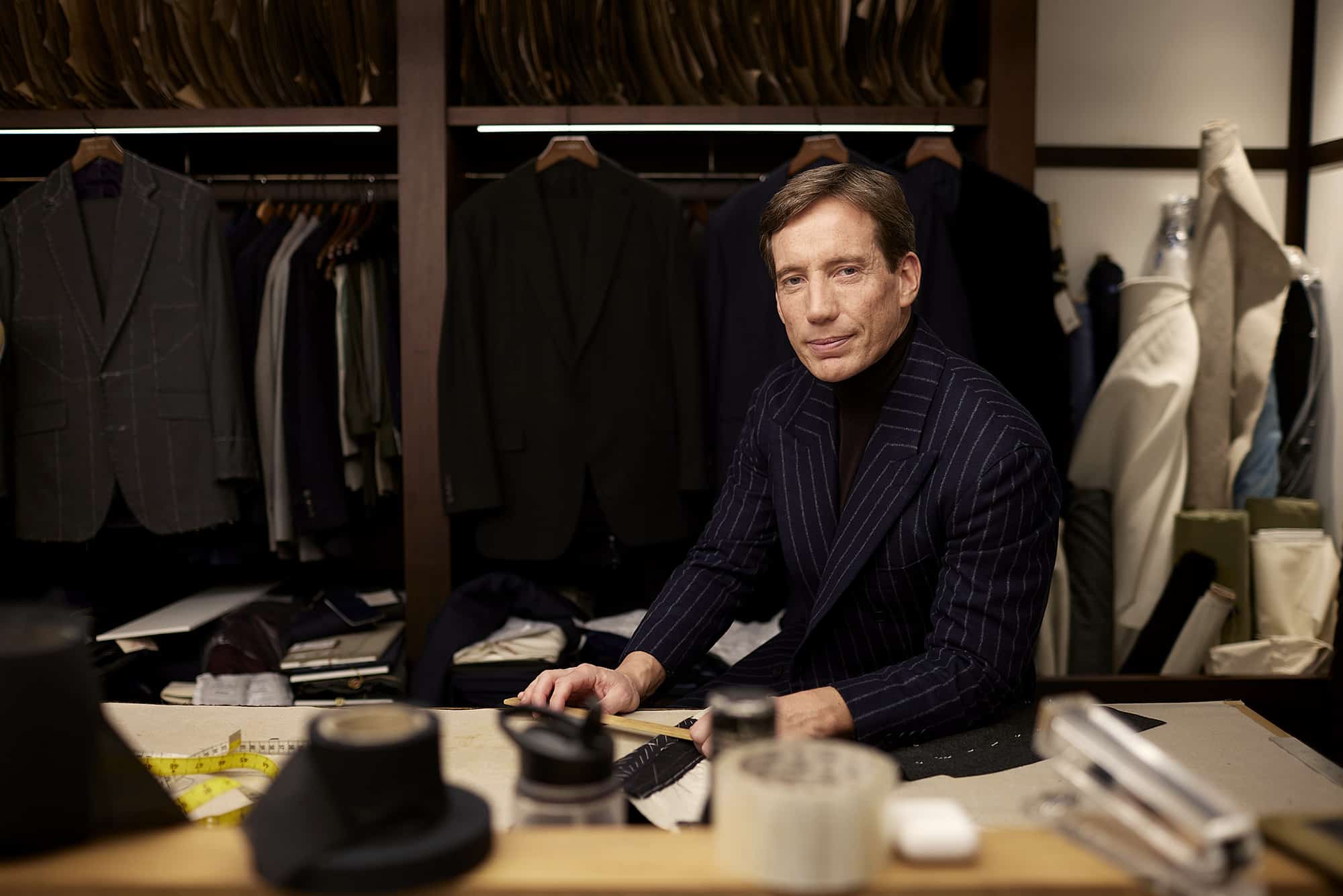 Thom Sweeney Mayfair: Why Choose Them for Your Next Suit