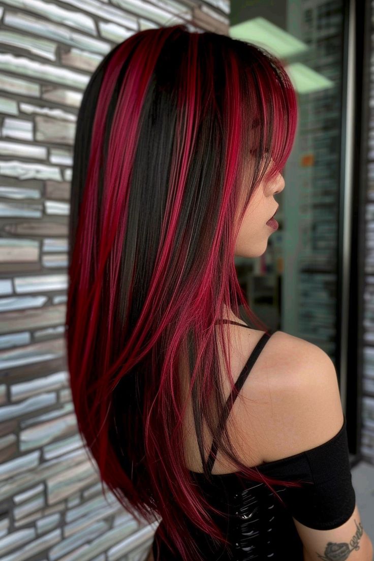 Black Hair With Reddish Highlights Styles(Trendy Looks for You)