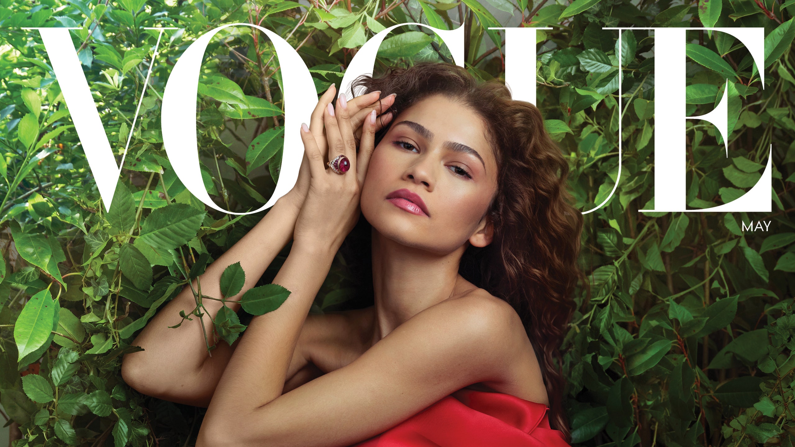 Zendaya Vogue 2024: See Her Stunning Cover! (Why Everyones Talking About It Now)