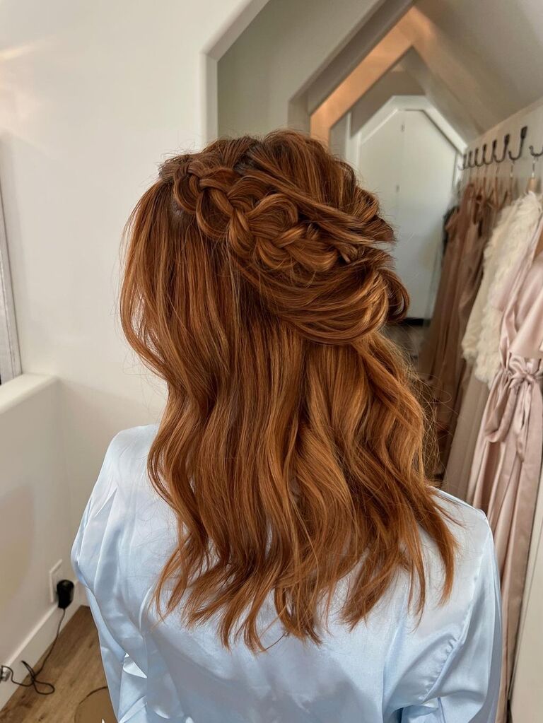 Find the Perfect Wedding Guest Hairstyles for Your Look