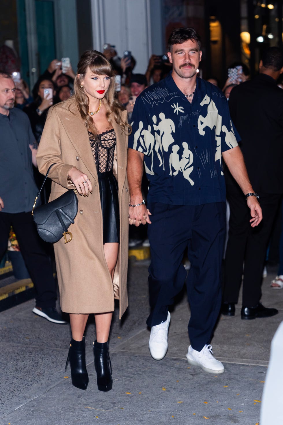 Is Taylor Swift the New Face of Louis Vuitton? Latest News