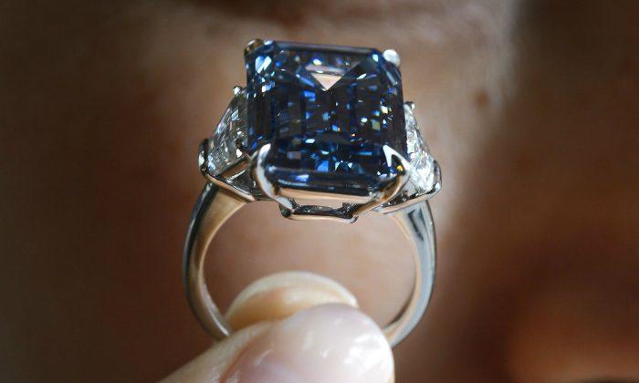 Want to Know About the Oppenheimer Blue Diamond? Heres Everything You Need!