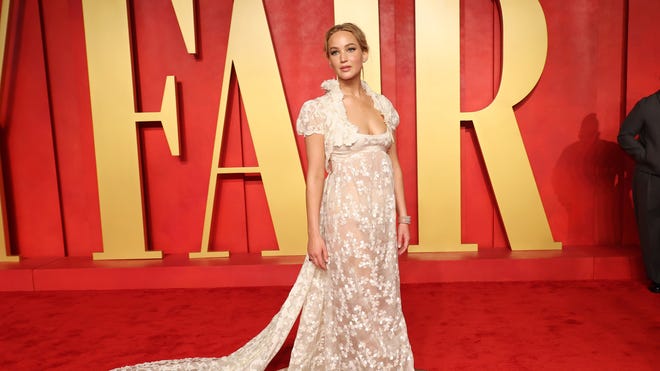 Jennifer Lawrence Pregnant: The Actress Expecting Her First Child with Cooke Maroney!