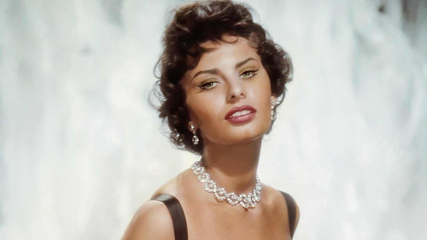 Sophia Loren Young: The Early Life and Career of a Screen Legend (Learn About Her Journey to Stardom)