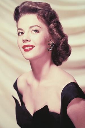 Natalie Wood Timeline: A Look Back at Her Life and Career in Simple Terms