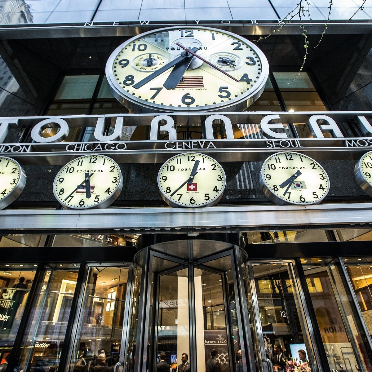 Tourneau Time Machine NYC: A Paradise for Watch Collectors