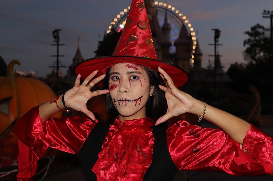 Cool Images of Halloween Costumes: Get Inspired for a Spooktacular Party