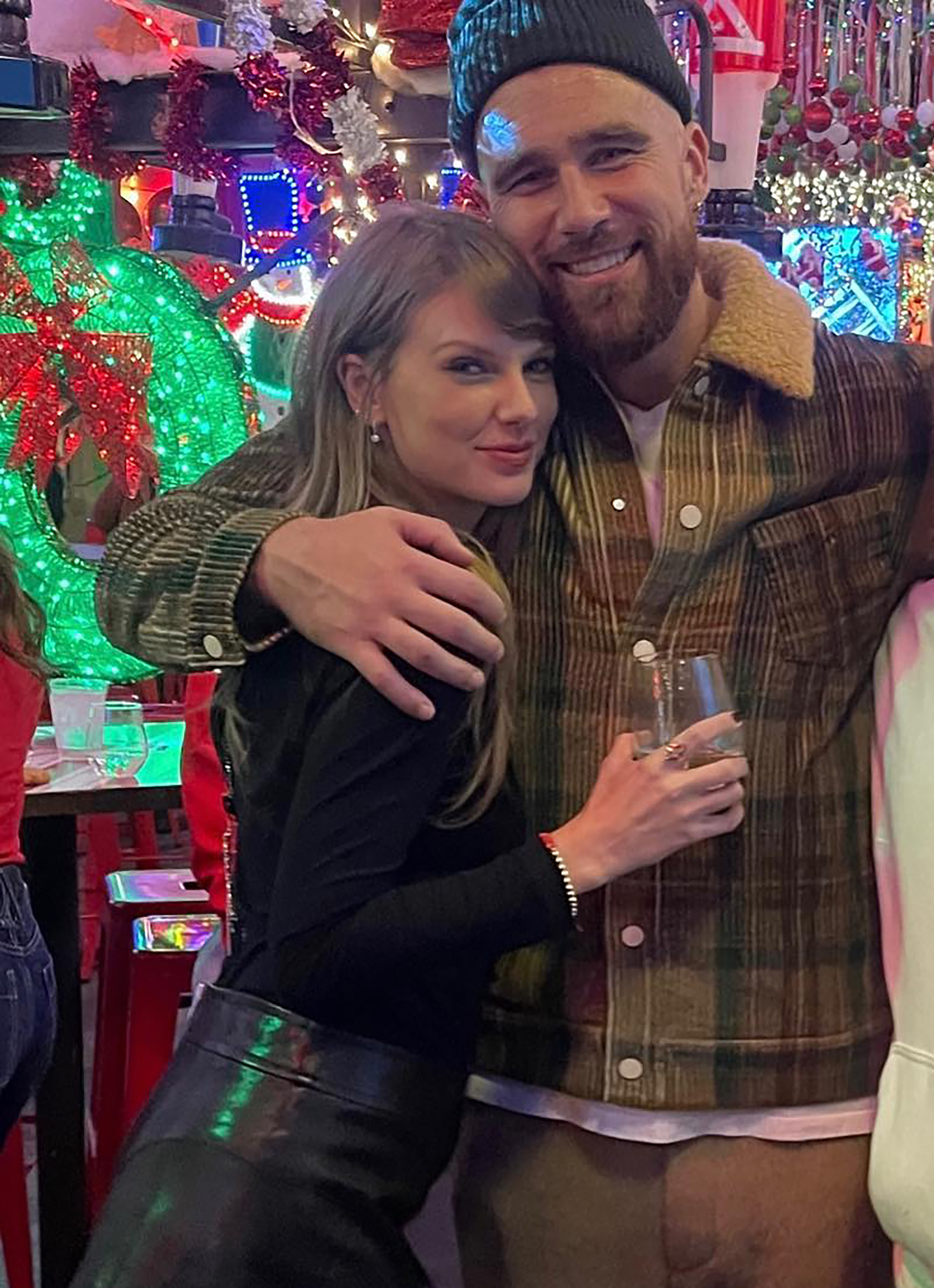 New Taylor Swift and Travis Kelce Photos: See Their Sweetest Snaps Here!