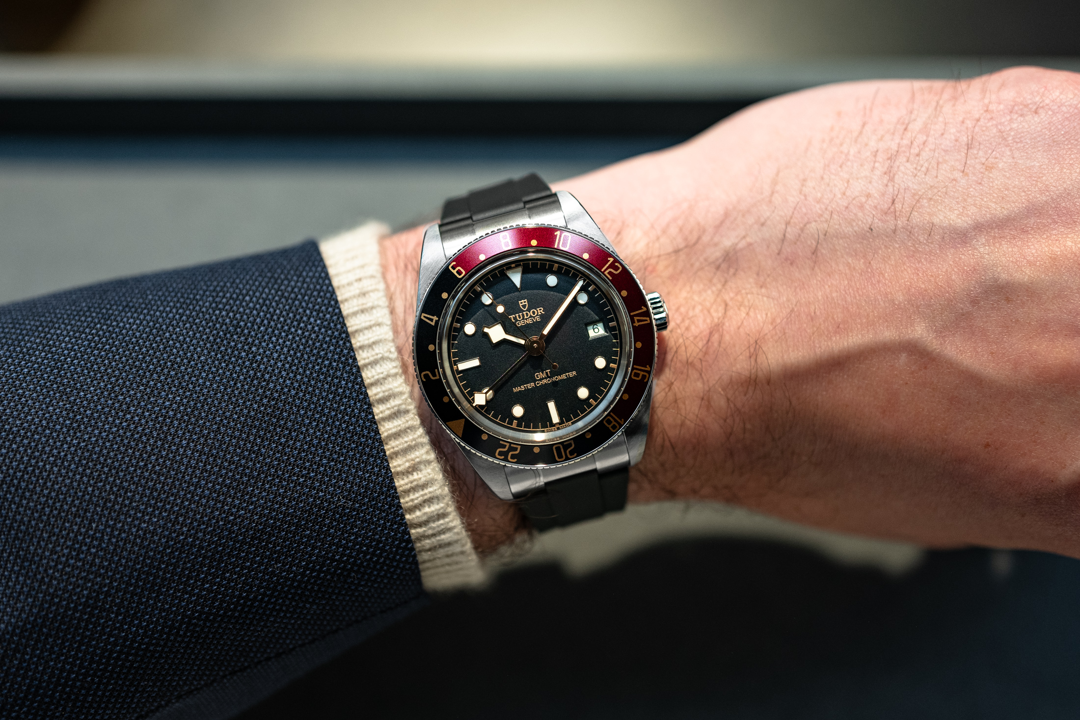 Black Bay 58 GMT Thickness: Get the full specs and details here (how thick is it really?)