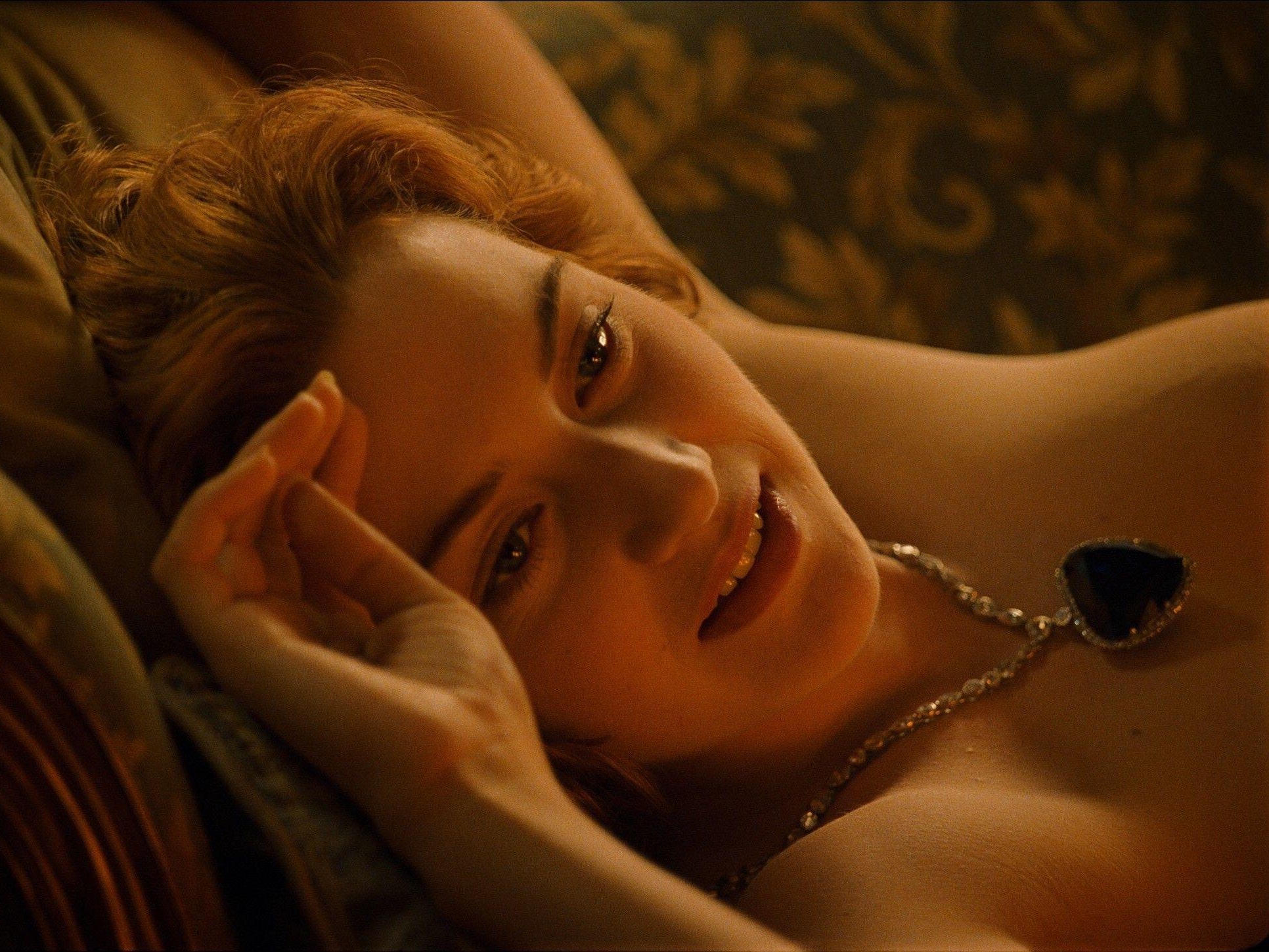 Titanic Nude Kate Winslet Picture: Exploring the Controversial Movie Image