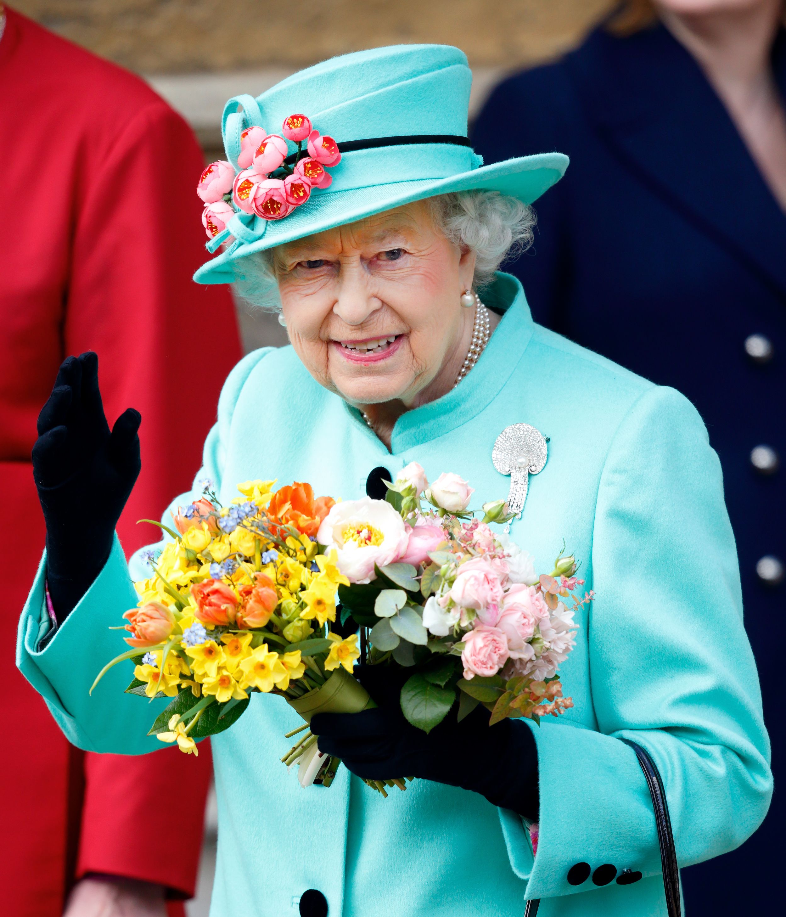The Mystery of Queen Elizabeths Arm: Real or Fake?
