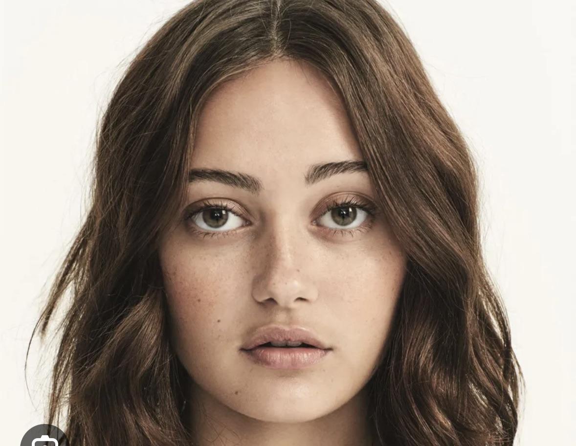 Whats Up With Ella Purnell Eyes (Theyre Seriously Gorgeous)