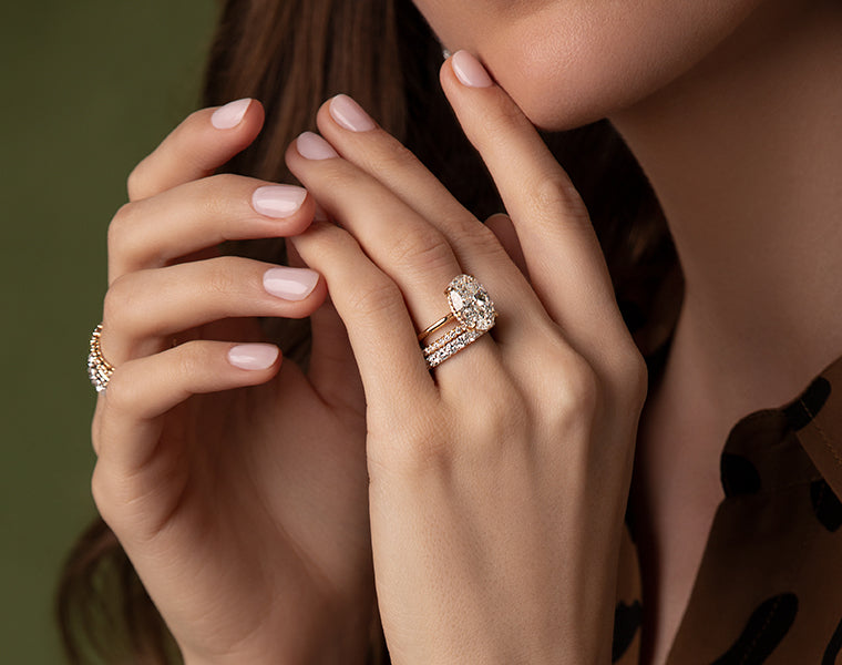 How Do You Wear Wedding Band With Engagement Ring? Find Your Perfect Style!