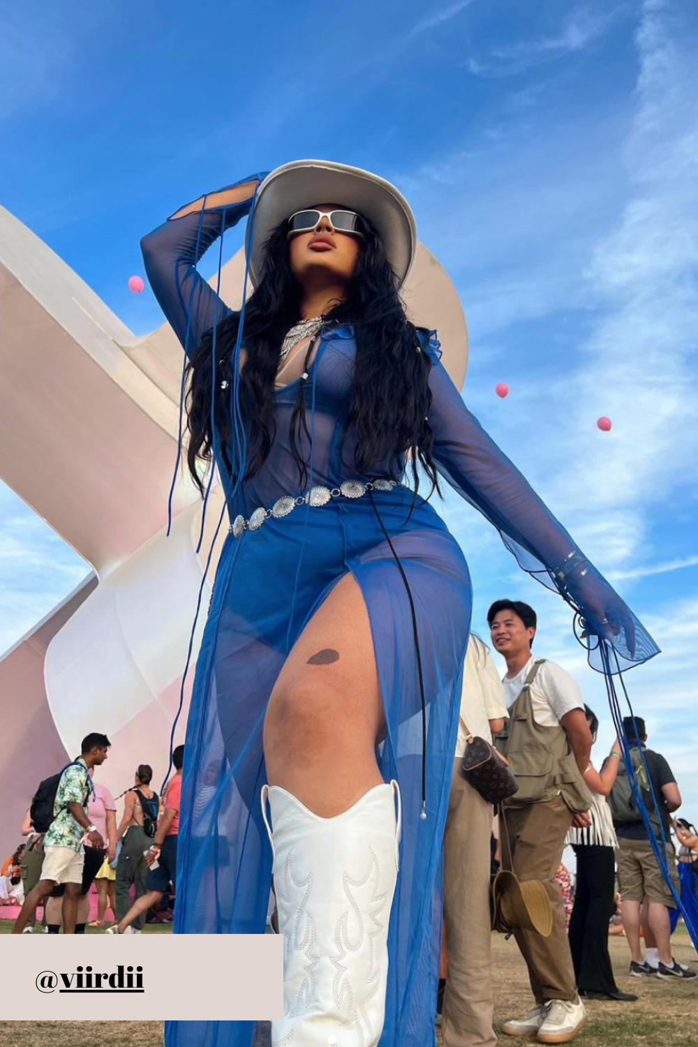 Coachella Outfits: How to Look Cool and Stay Comfortable? Easy Tips for Festival Fashion