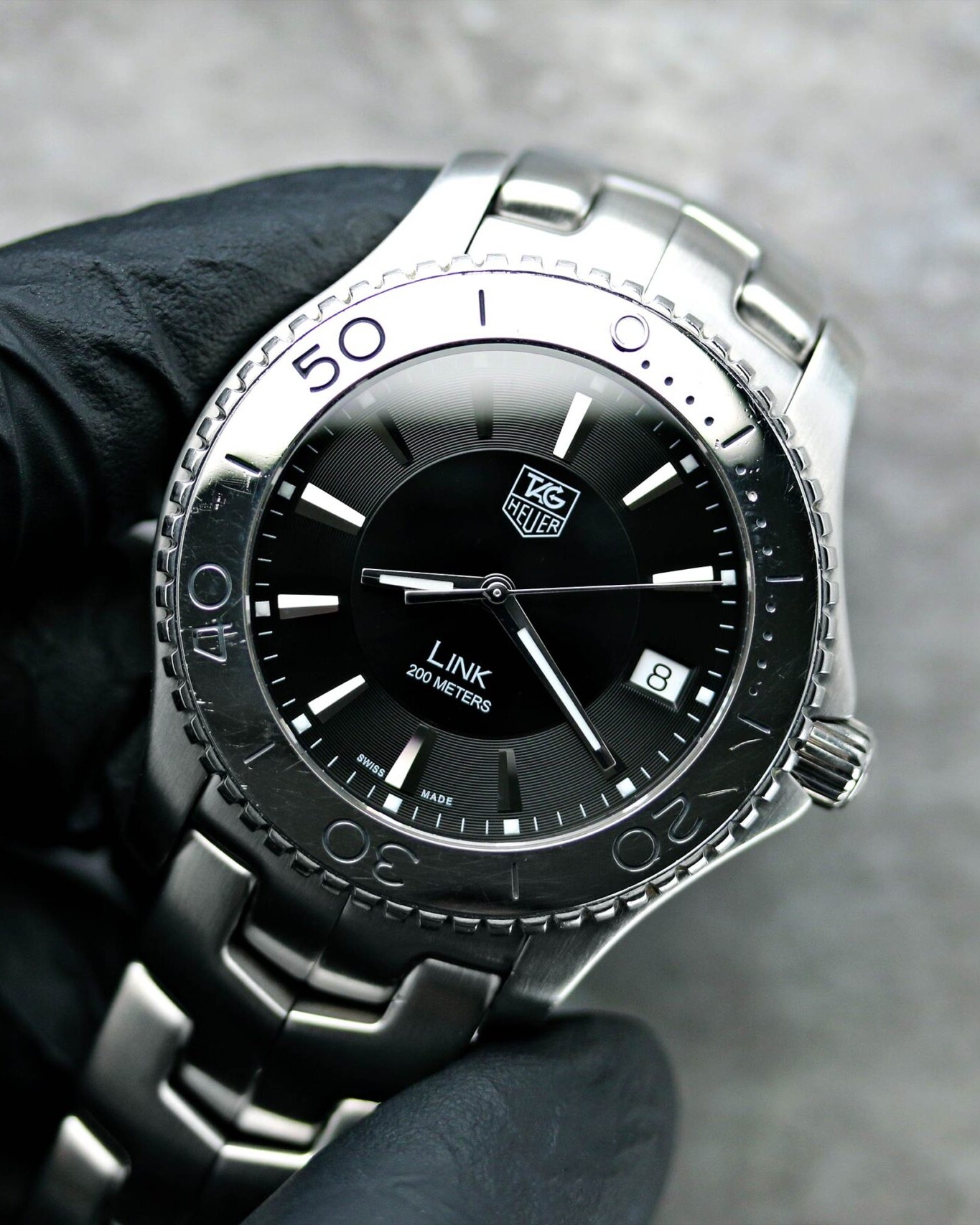 Tag Heuer Link 200m vs. Other Dive Watches: See How It Stacks Up!