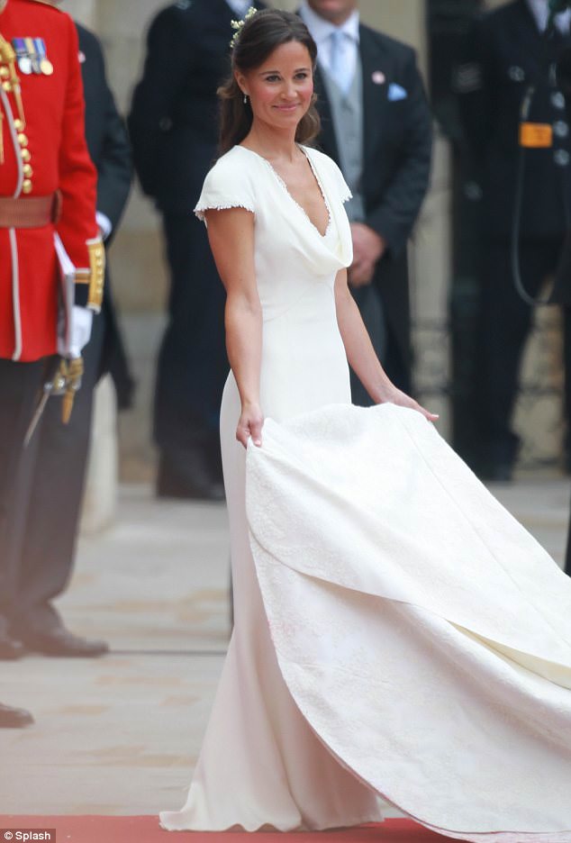 Pippa Middleton at Wedding: All Eyes on Her! (Pippa Steals the Show as a Guest)