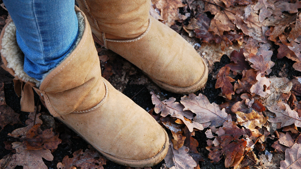 Can I Put My Uggs in the Washer? Quick Answers to Your Ugg Cleaning Questions!