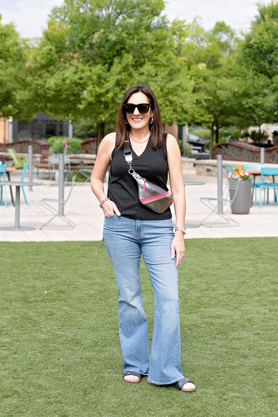 Winter Color Tank Top and Blue Jeans Combo (How To Wear It Well)