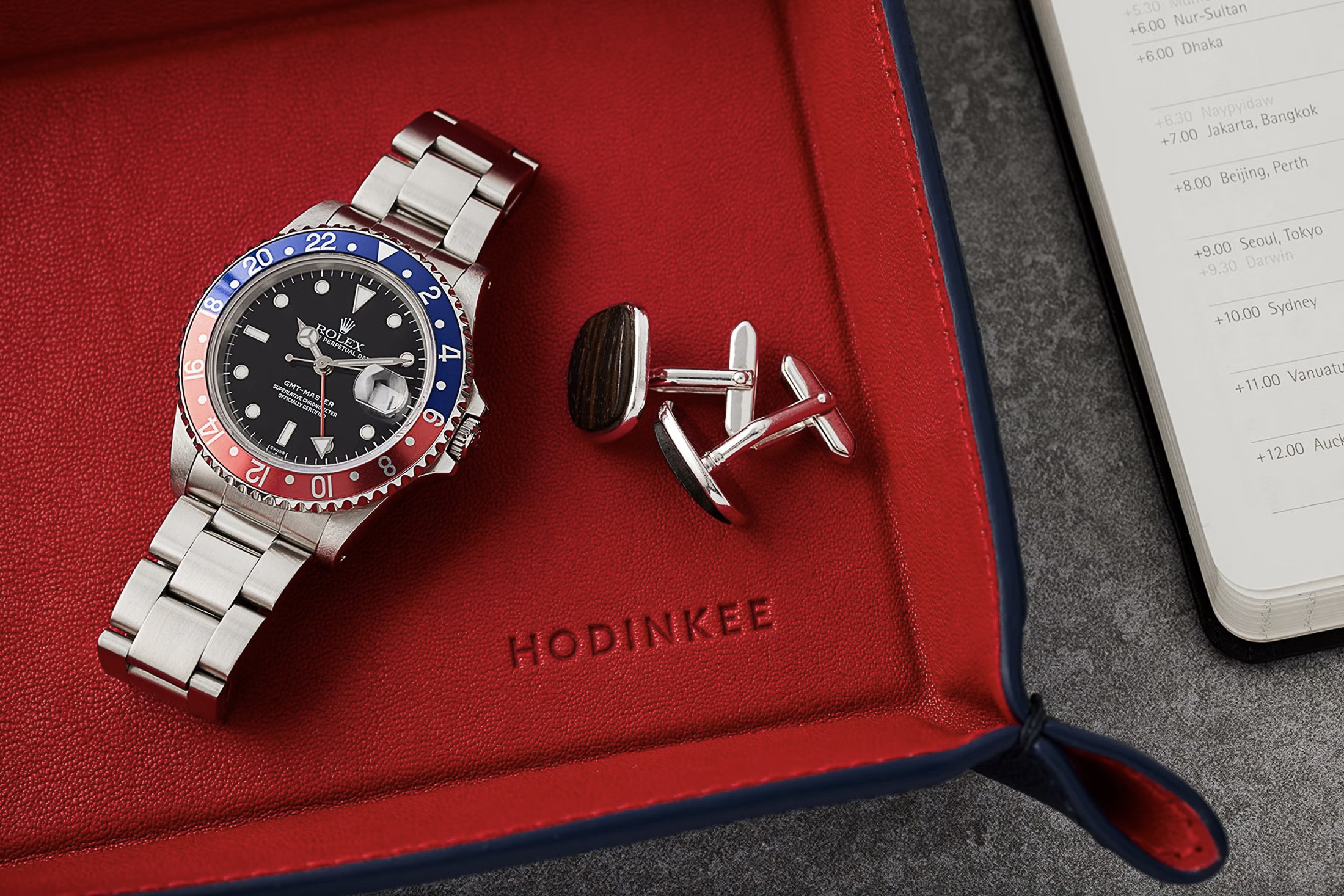 Rolex Submariner Red and Blue: Check Out This Cool Watch Everyone Wants
