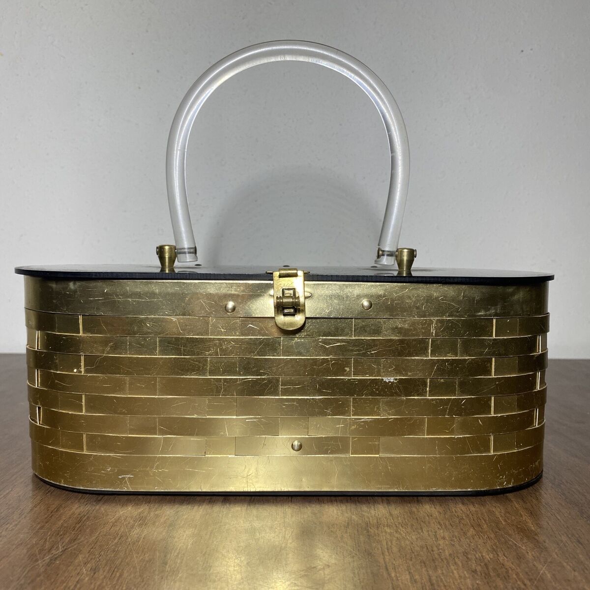 Vintage Metal Handbags: Your Ultimate Guide to Buying