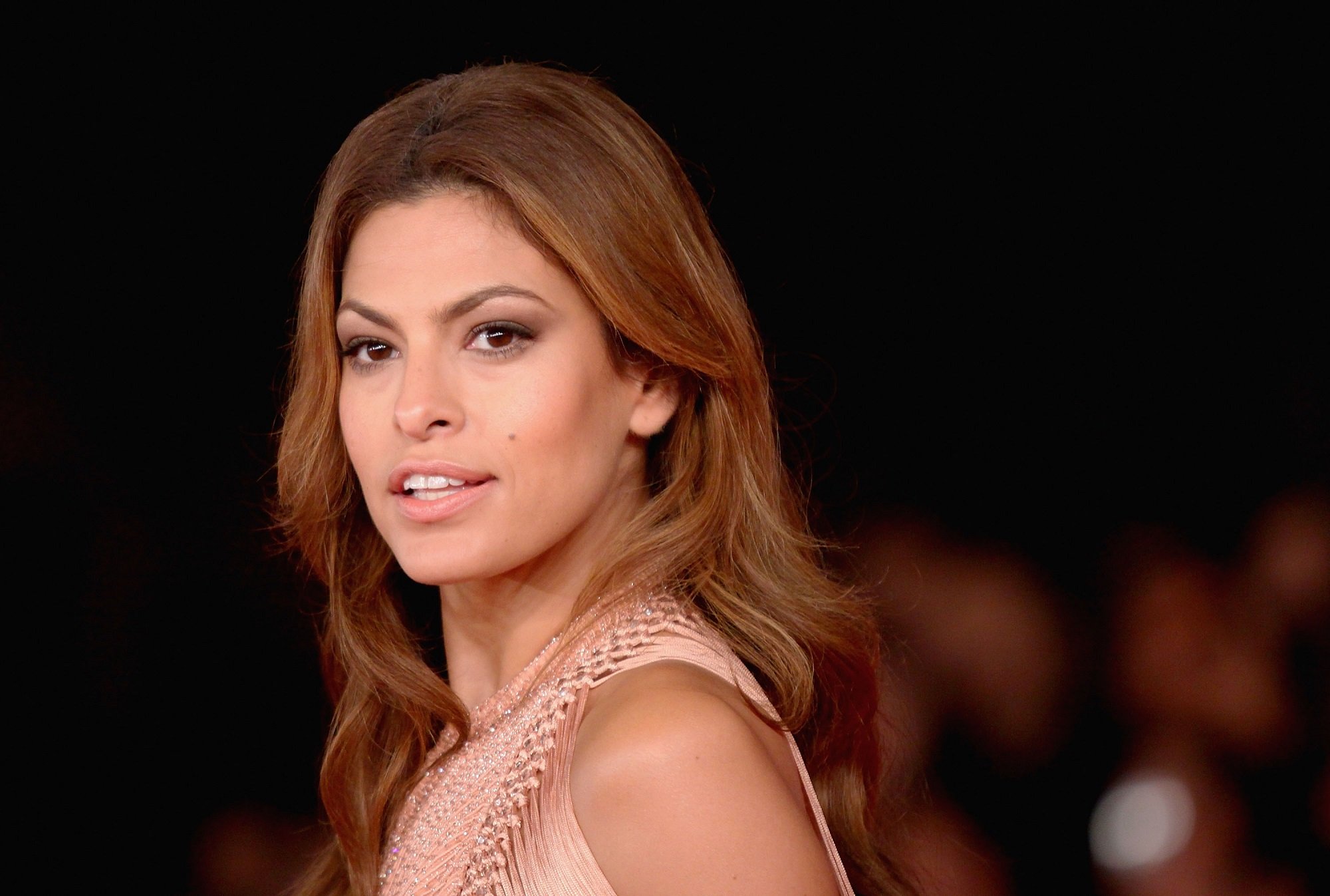 Eva Mendes and Ryan Goslings Net Worth: How Much is the Hollywood Power Couple Worth?