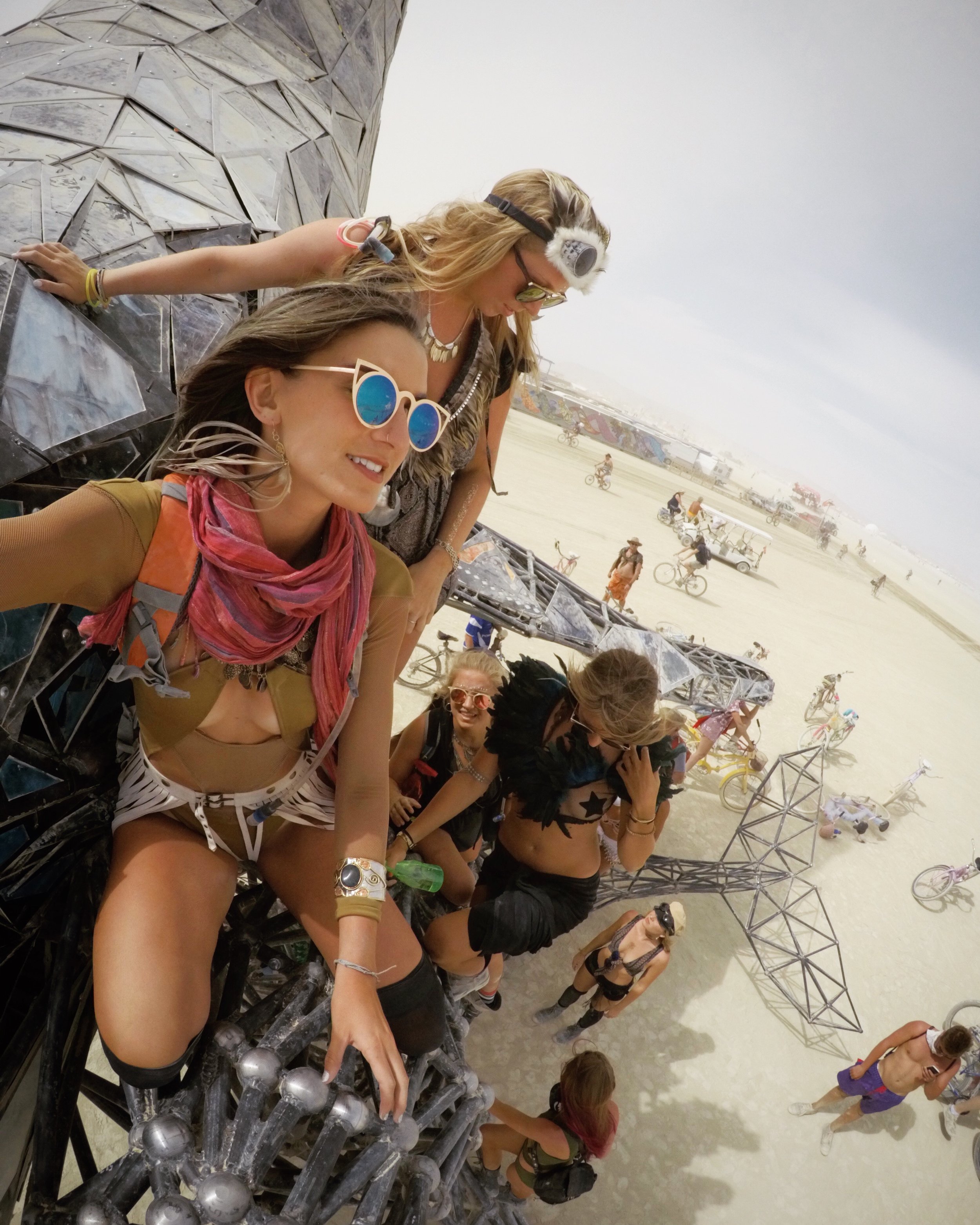 Best Burning Man Outfits: Where to Buy? (Find Your Perfect Look for the Big Burn)